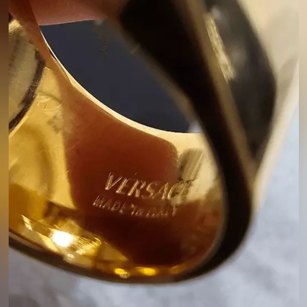 Versace Greco Style Unisex Ring (Gold/Size 6) - NWT - Picture 2 of 8